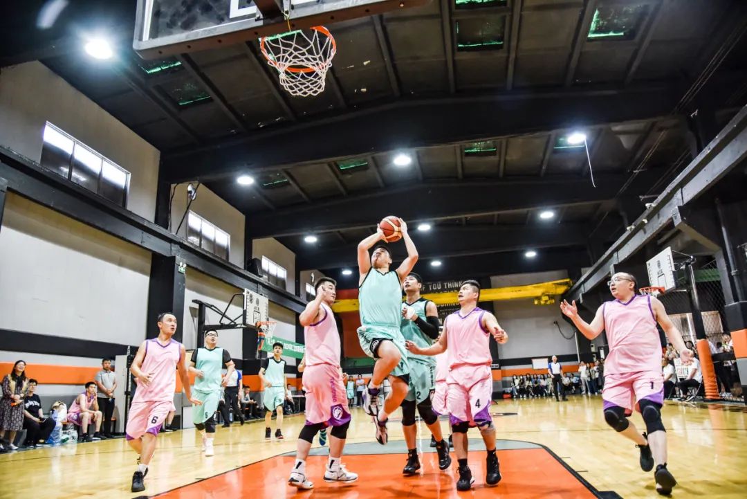 70年丨以篮球之名 书热血华章 集团公司《向上吧 乐鱼·网页版「中国」官方网站》2023年职工篮球比赛圆满闭幕(图28) 图片