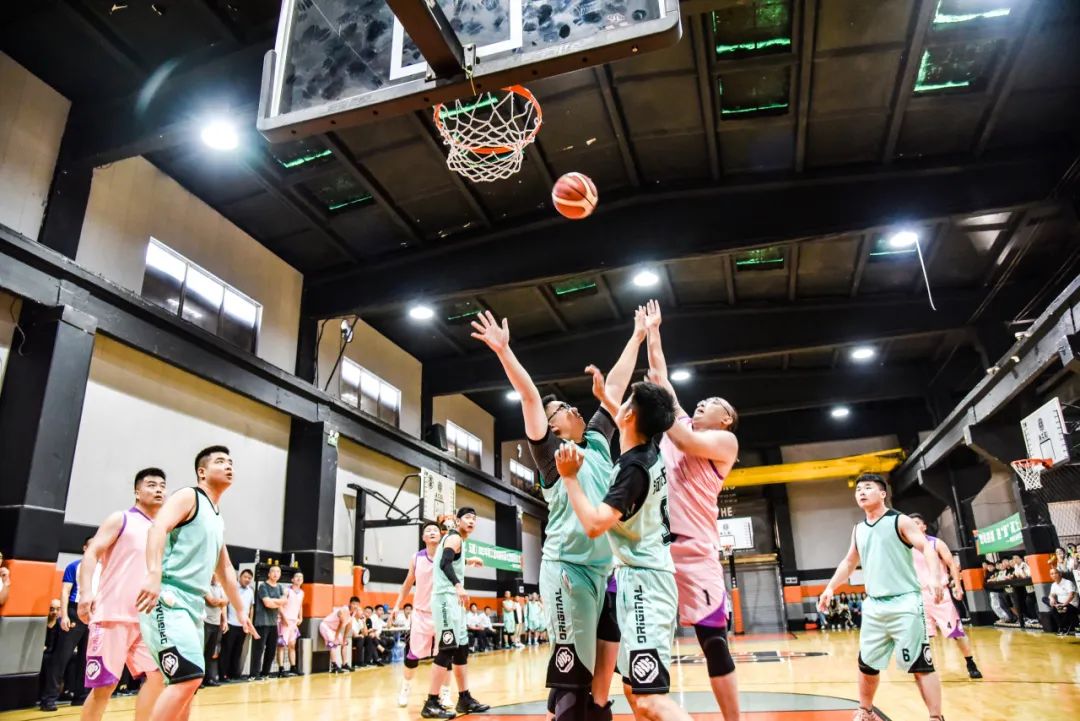 70年丨以篮球之名 书热血华章 集团公司《向上吧 乐鱼·网页版「中国」官方网站》2023年职工篮球比赛圆满闭幕(图31) 图片