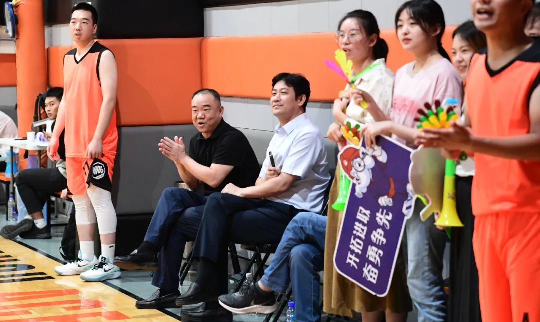 70年丨以篮球之名 书热血华章 集团公司《向上吧 乐鱼·网页版「中国」官方网站》2023年职工篮球比赛圆满闭幕(图34) 图片